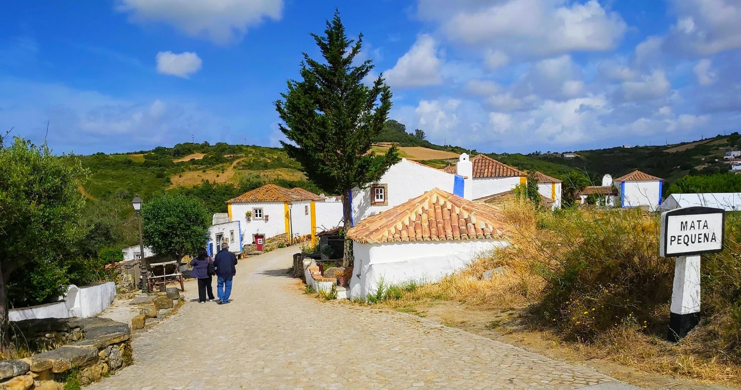 Explore Portugal’s Dream Villages: Sintra & Beyond in an 8-Hour Cultural Adventure