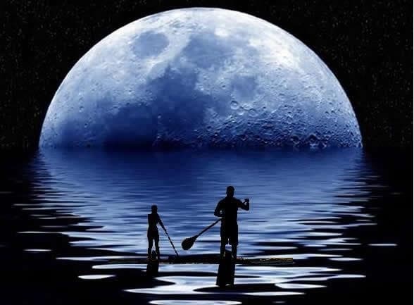 Full Moon Paddle in Niagara-on-the-Lake, Ontario