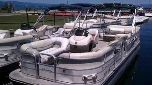 Explore Lake Tahoe with Silver Pontoon Boat Rentals