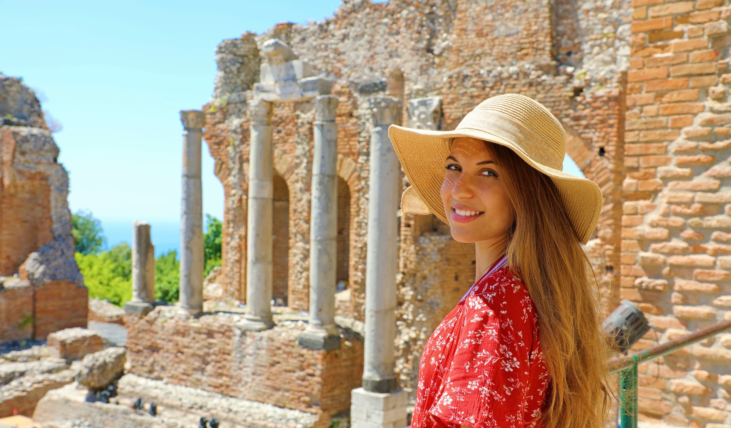 Taormina Walking Tour with Bologna Tour