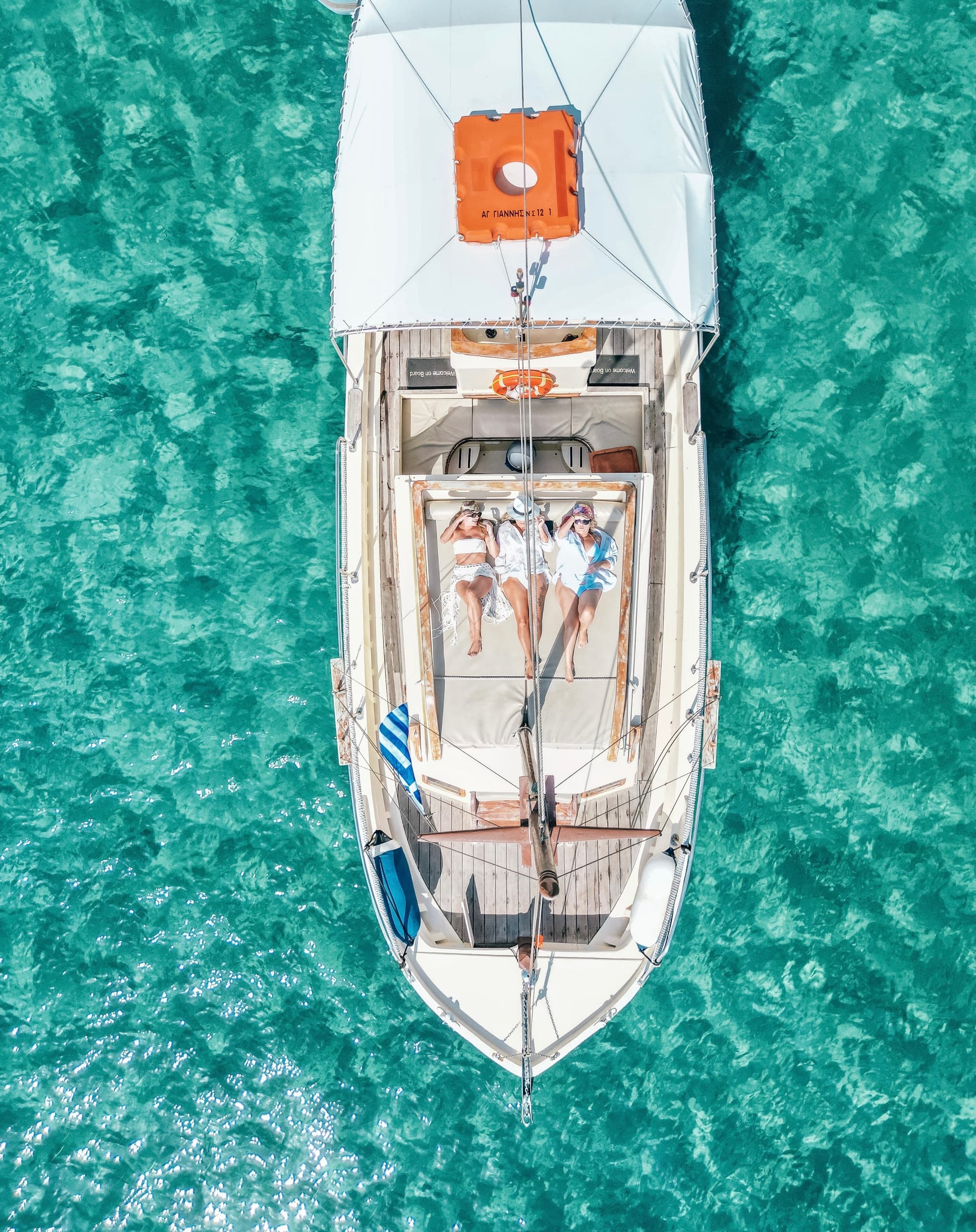 Private Sea Diamond Cruise from Ornos: 6-Hour Mykonos Charter to Rhenia