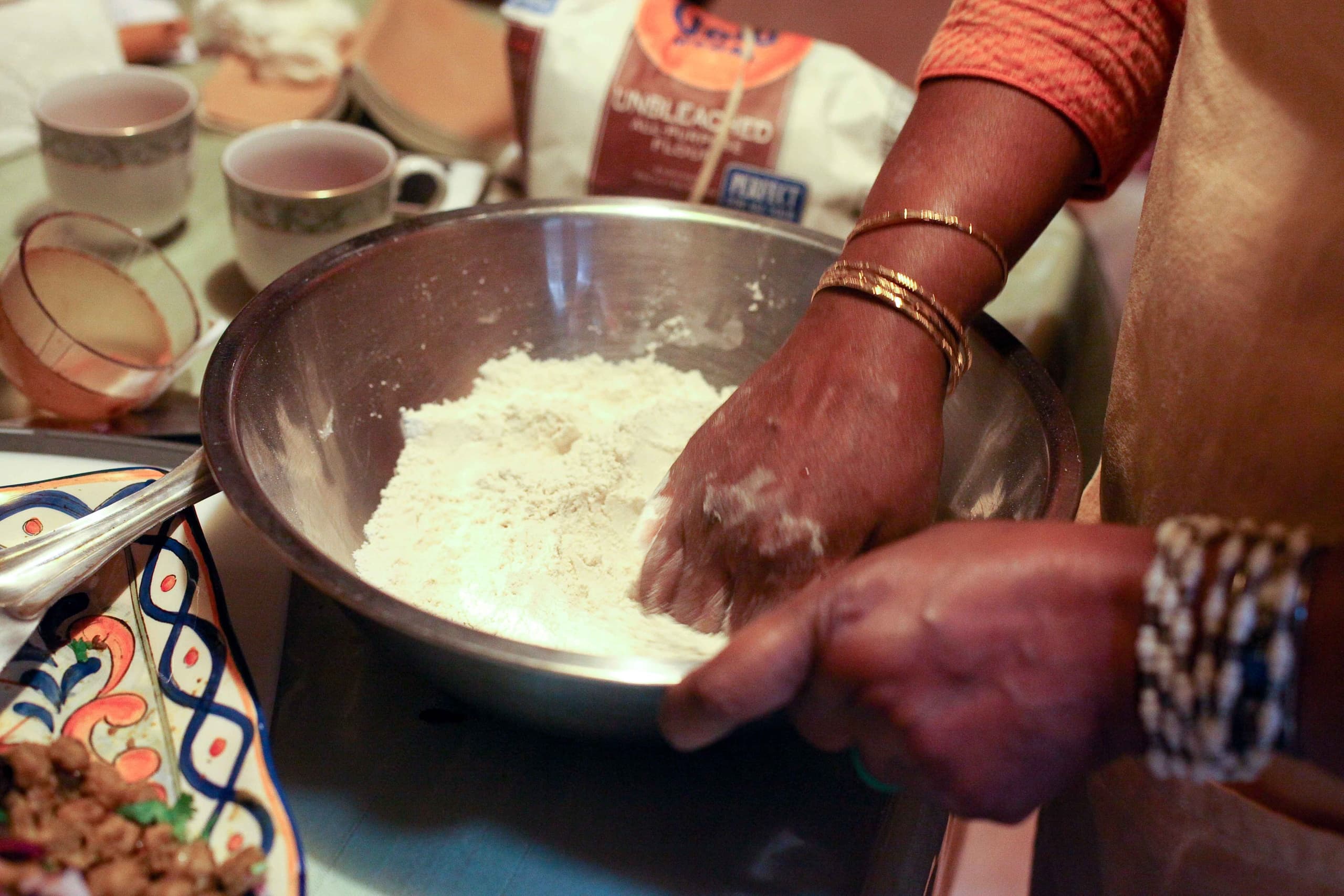Land-Adventures: Mukti's Kitchen Indian Spice Tour & Cooking Class