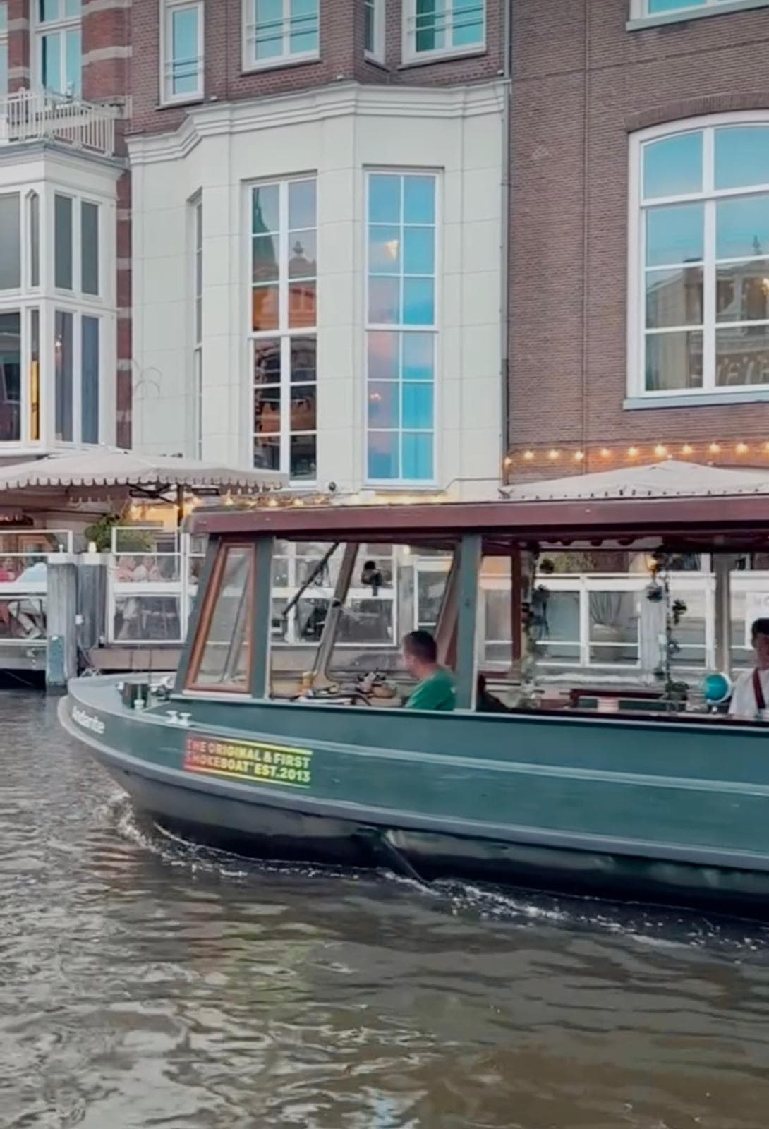 Smokeboat Tour Amsterdam: Canal Cruise Through the Red Light District & Coffeeshop Basjoe