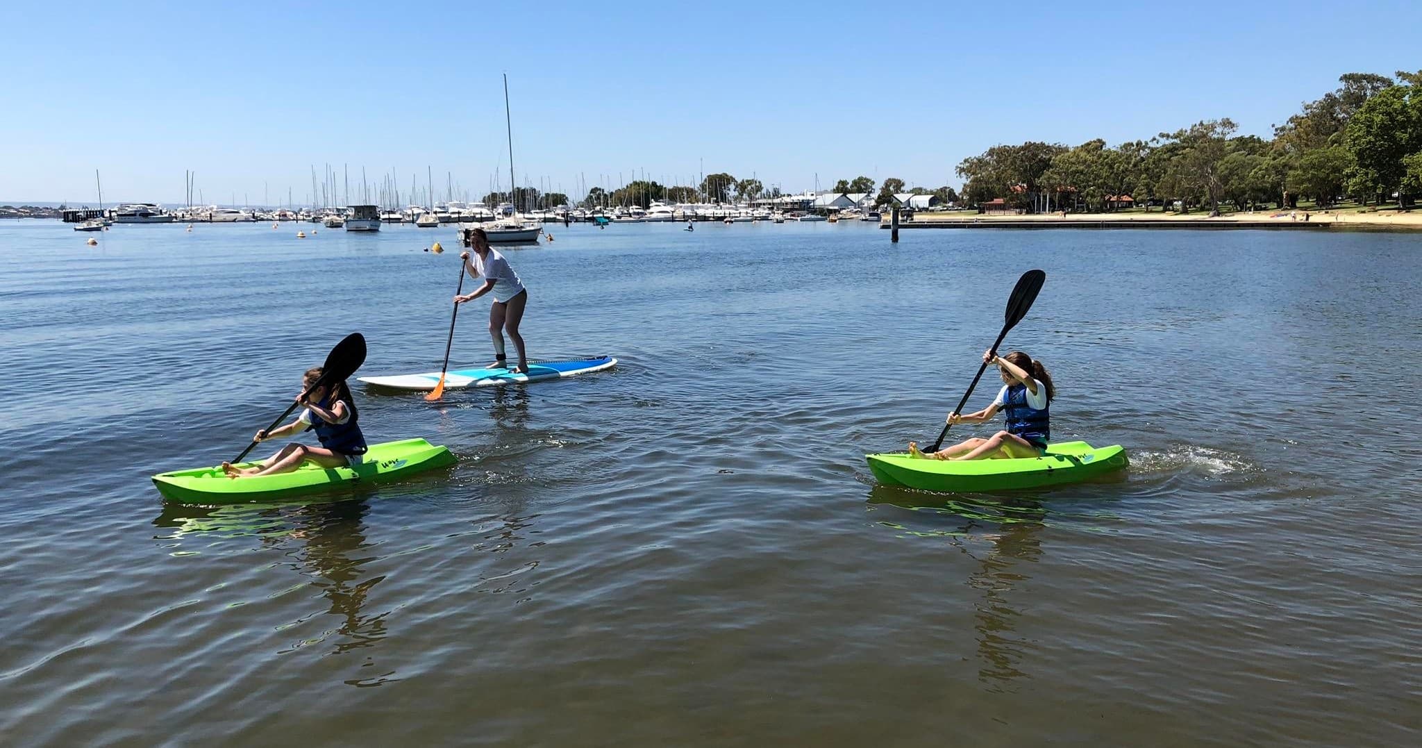 Experience Swan River Kayaking in Perth CBD: Fun, Fitness & Family Adventure