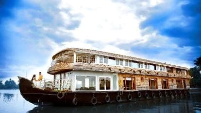 Luxury Houseboat Retreat with EcoBlue Tours at Mina Al Arab