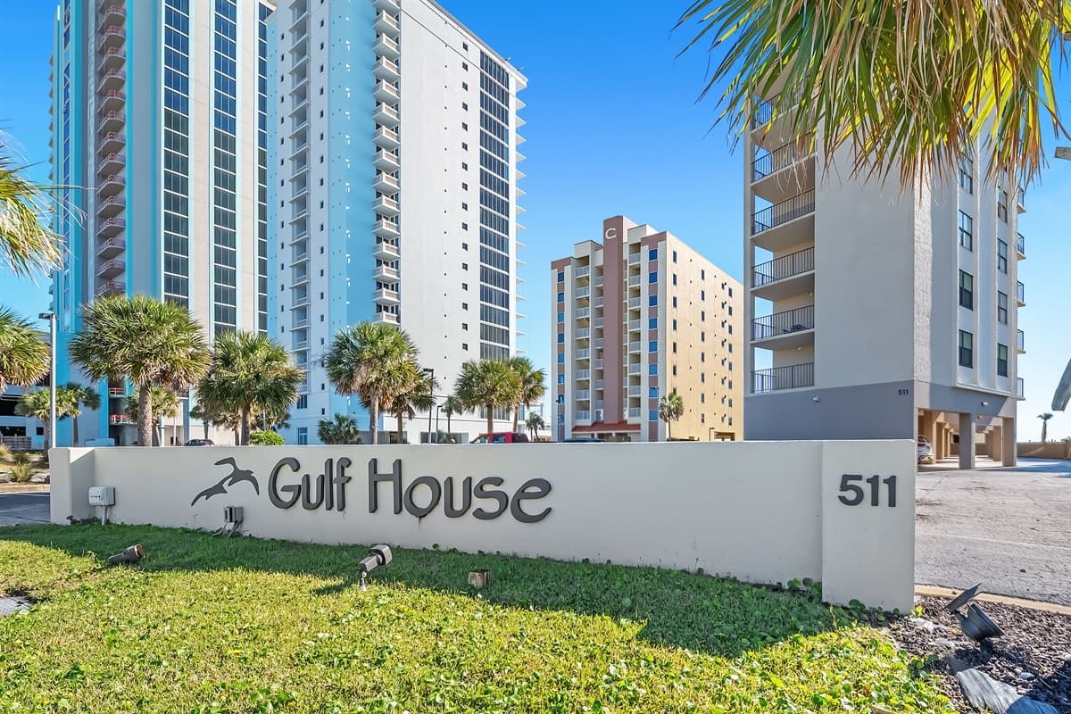 Beach Chair Rentals & Seaside Comfort at Gulf House Condominiums