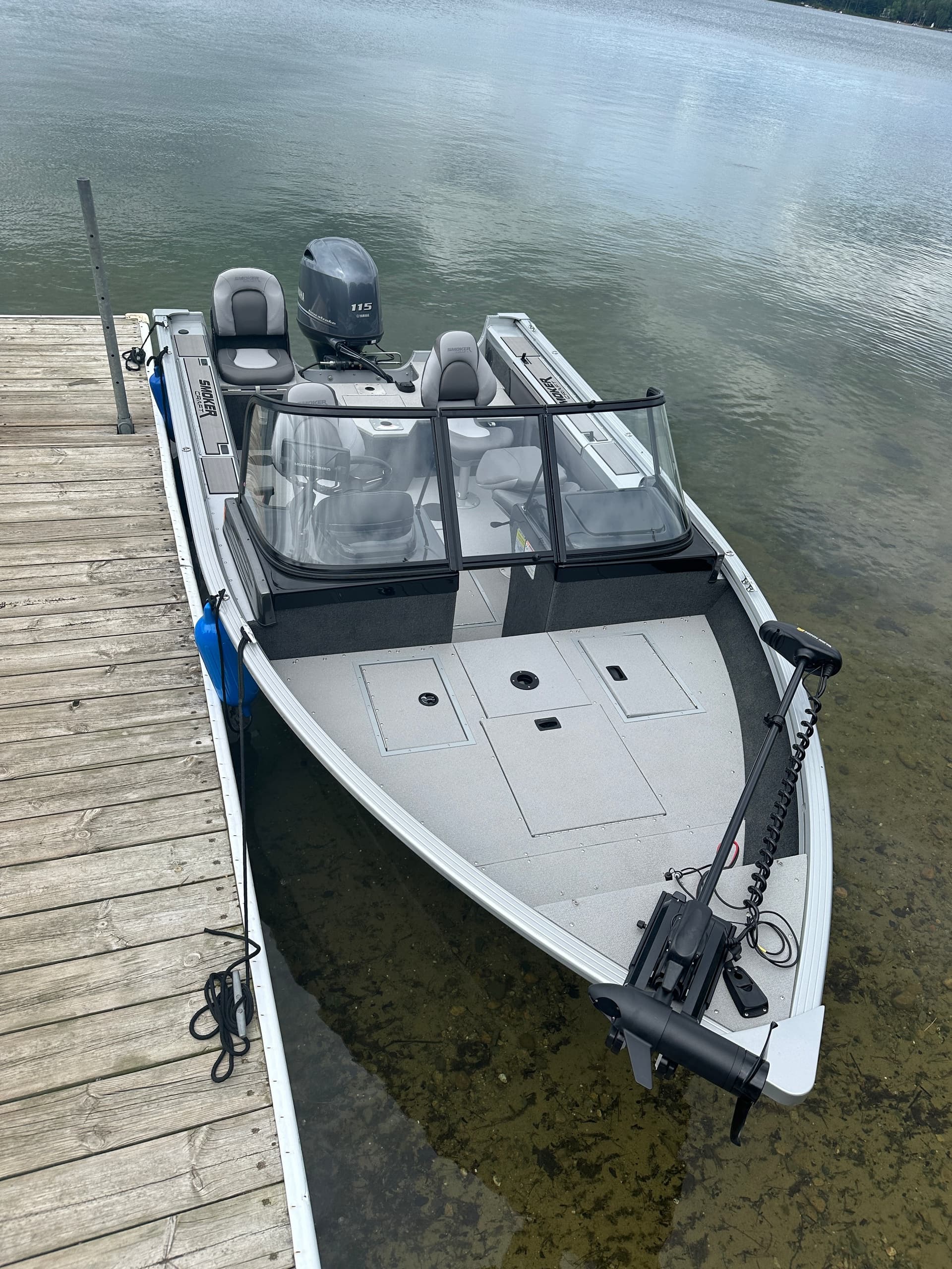 Private Fishing Adventure on Unit 2182 Smokercraft in Hackensack