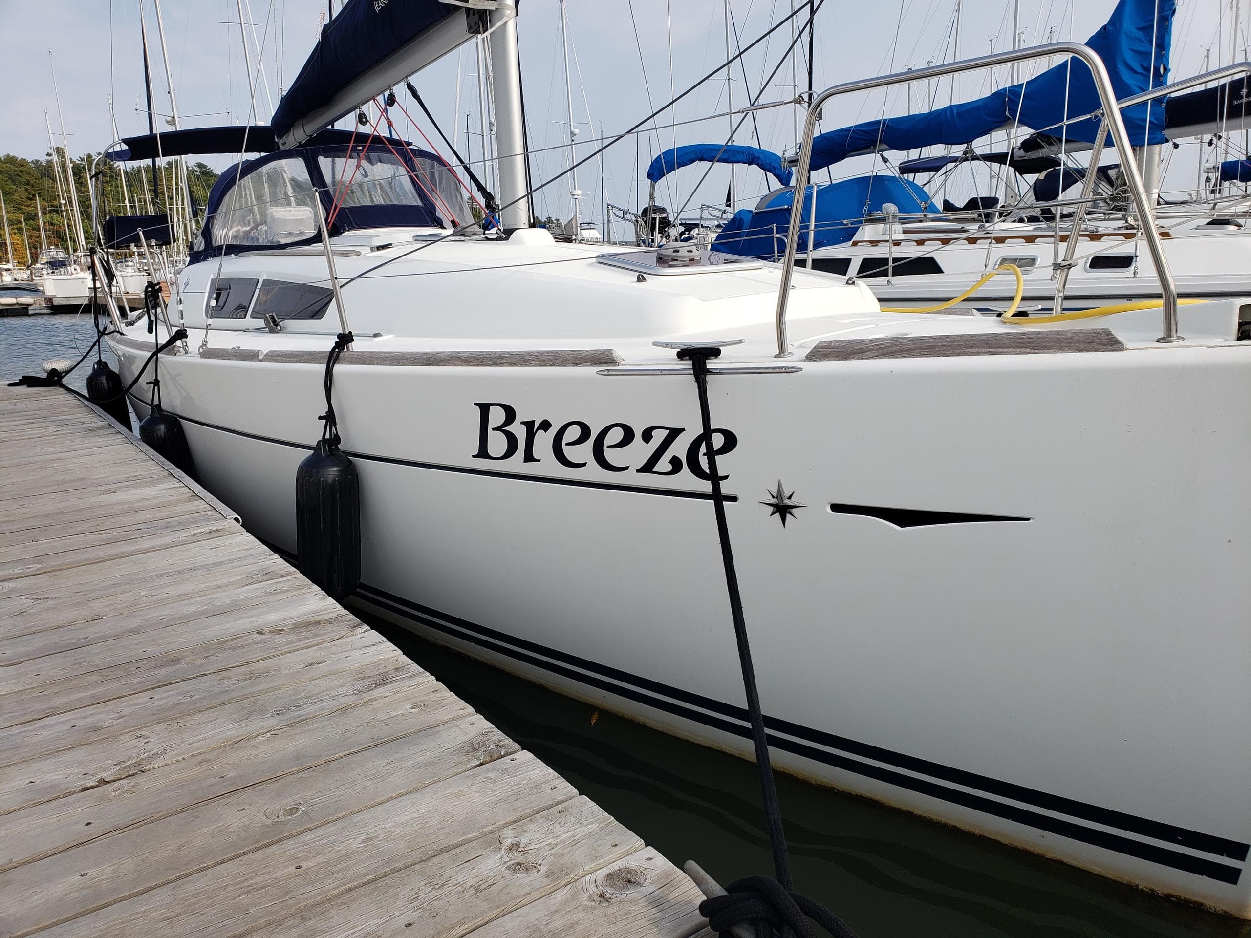 Sailing Adventures on the 33' Jeanneau in Bayfield, WI