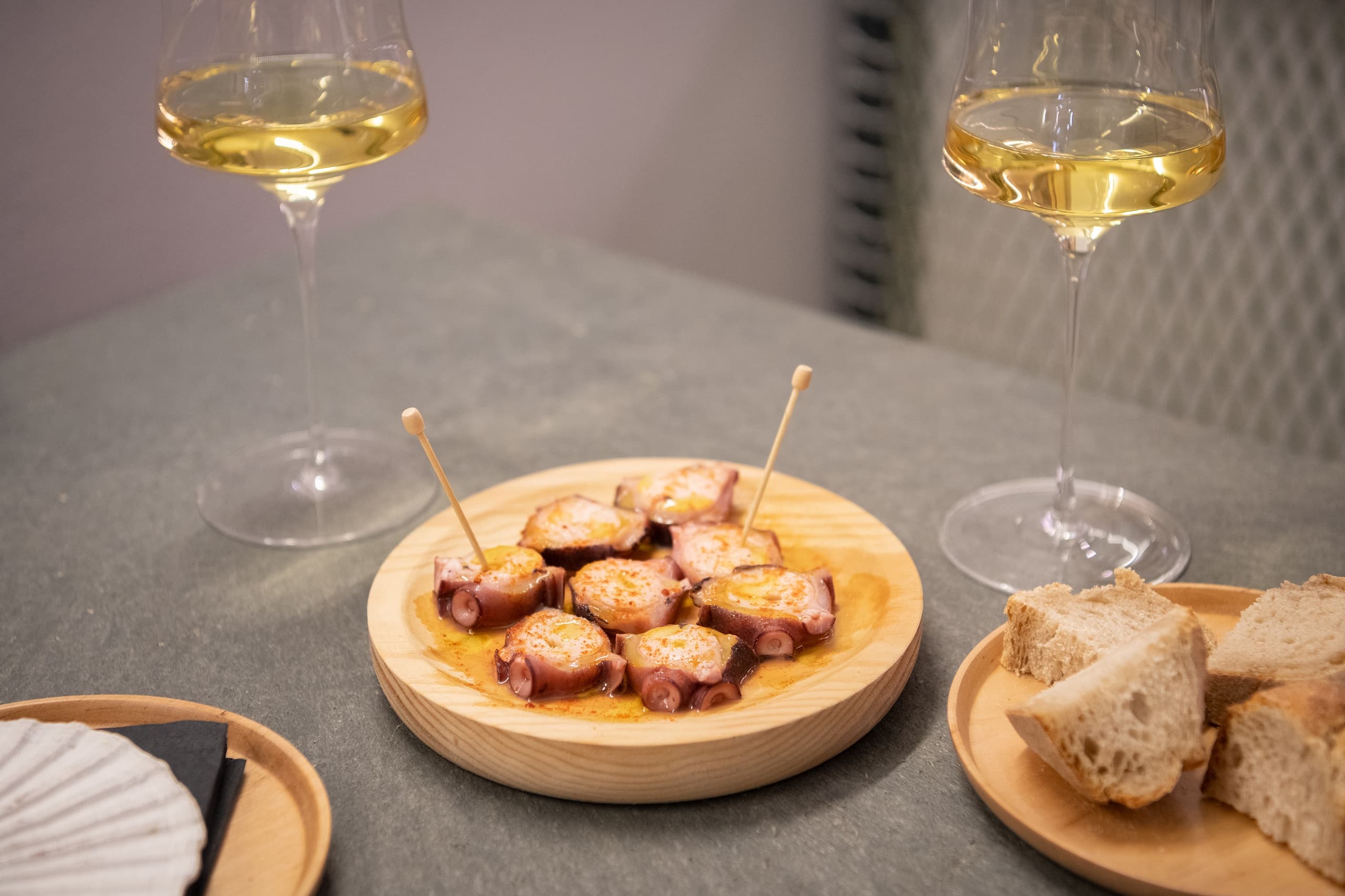 Taste Galicia: Wine & Tapas Tasting in A Coruña’s Historic Center