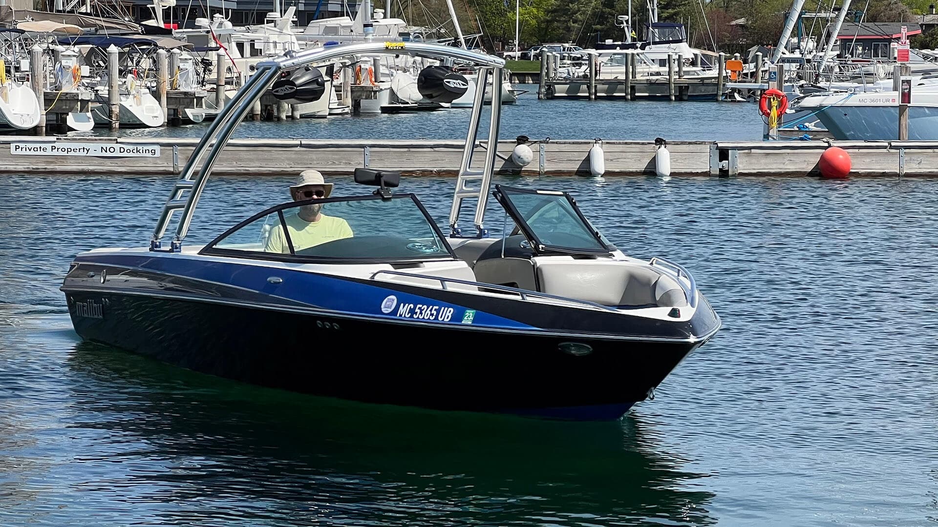 Malibu Wakesetter 23' Ski Boat Rentals in Traverse City, MI