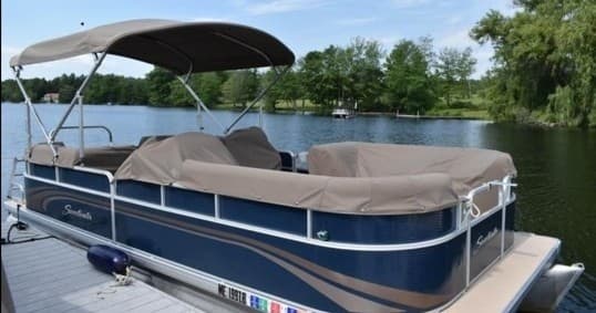 Water Activities at Sweetwater Thompson Lake Pontoon Rentals