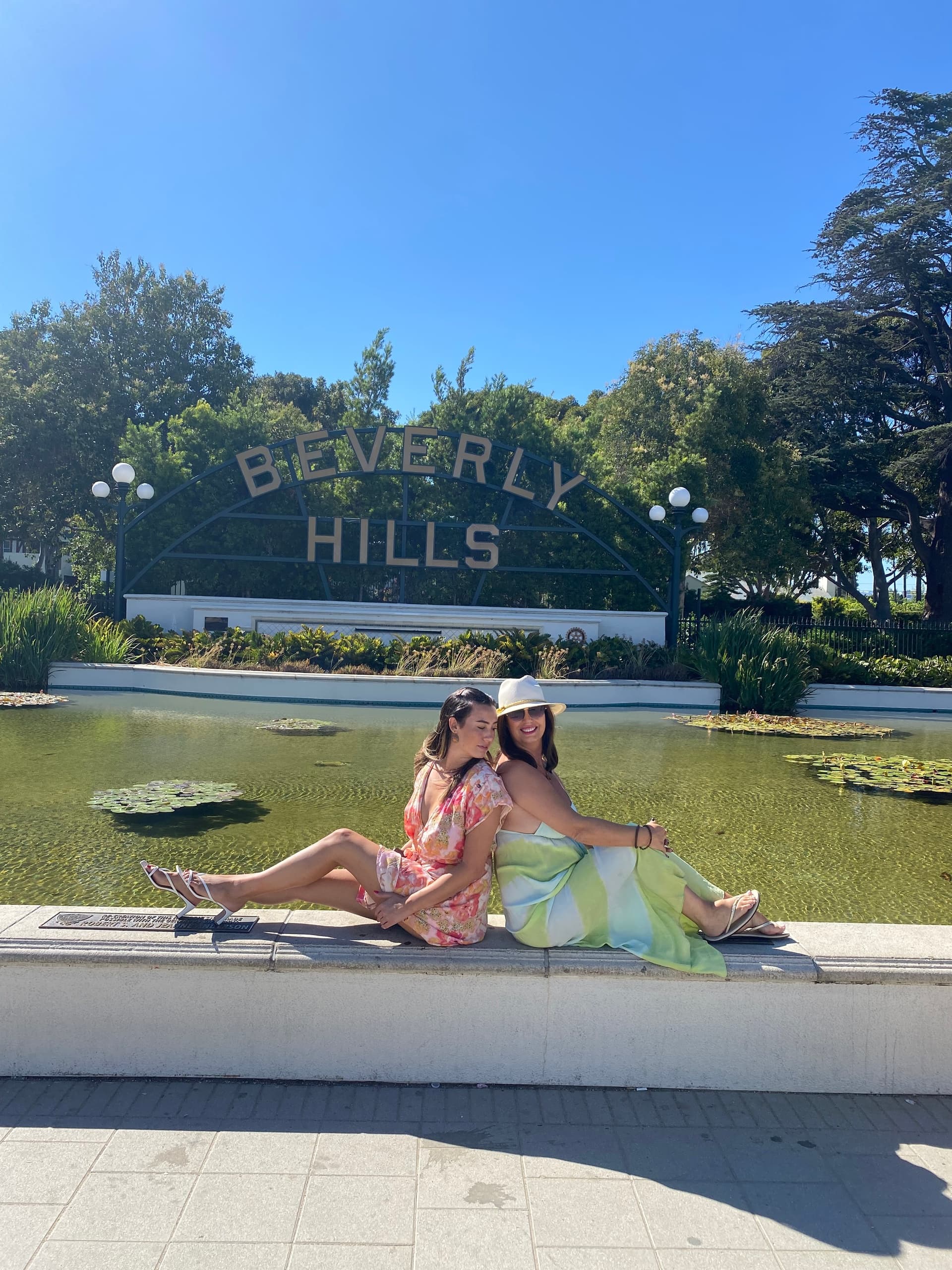 Drive LA: A Custom 7-Hour Highlights Tour from Hollywood to the Pacific photo 4