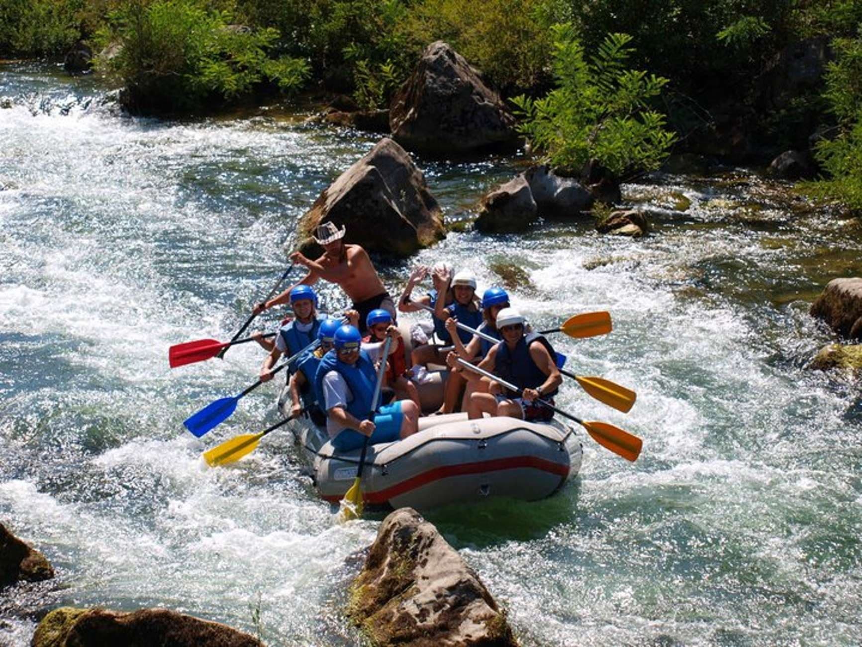 Thrill-Seeker’s Guide to Cetina River Rafting Near Omiš: Rapids, Waterfalls & Dalmatian Wilderness