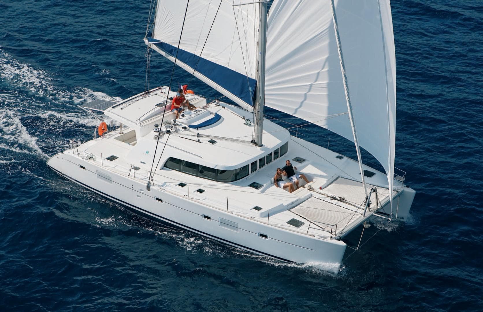Private Luxury Yacht Charter in Kailua-Kona, Hawaii