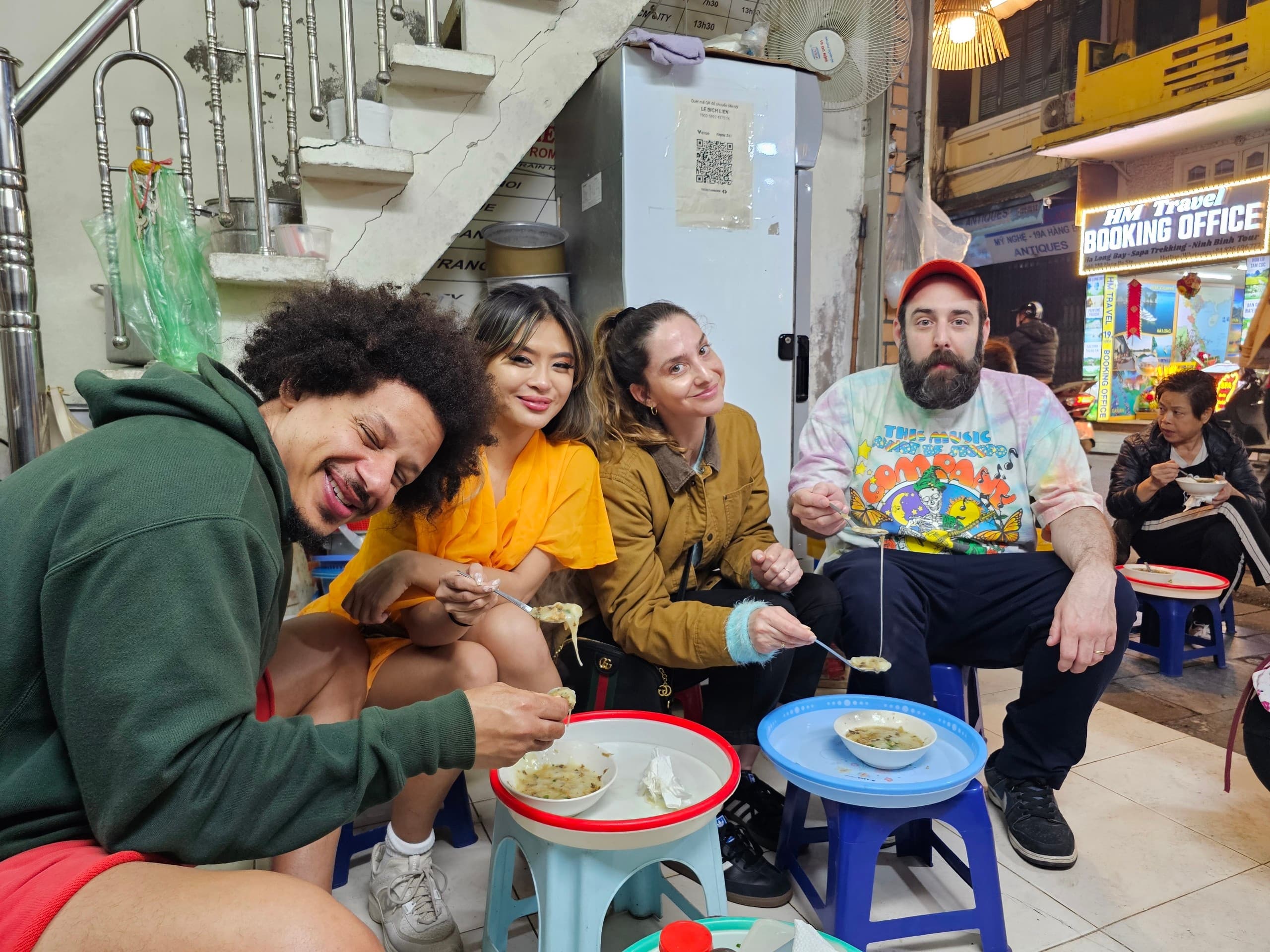 Hanoi Street Eats with A Taste of Hanoi in Hoàn Kiếm