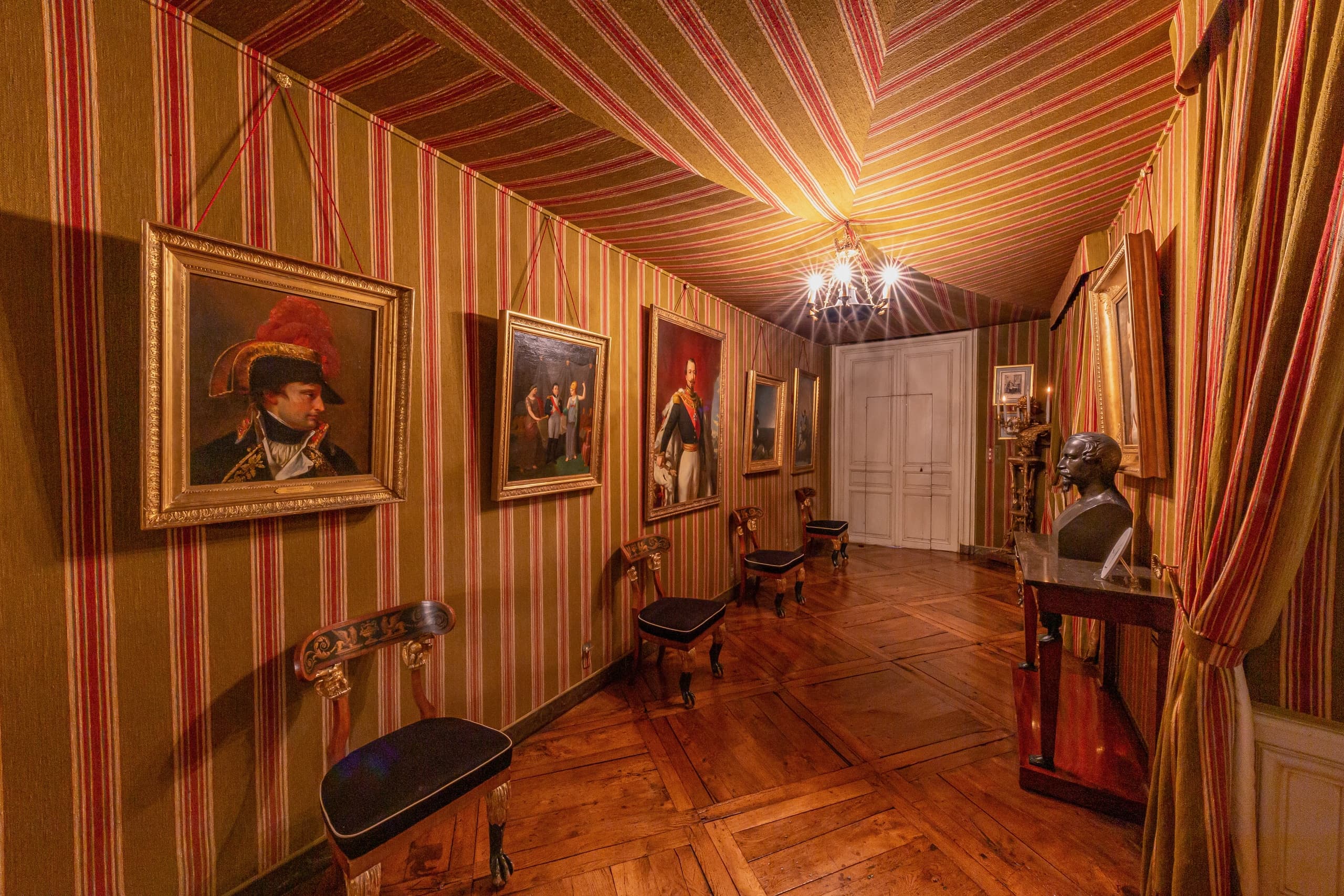 Historical Château Tour & Park Visit at Château de Balleroy