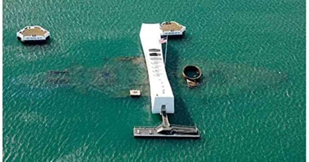 Private Diamond Head Hike & USS Arizona Tour in Honolulu