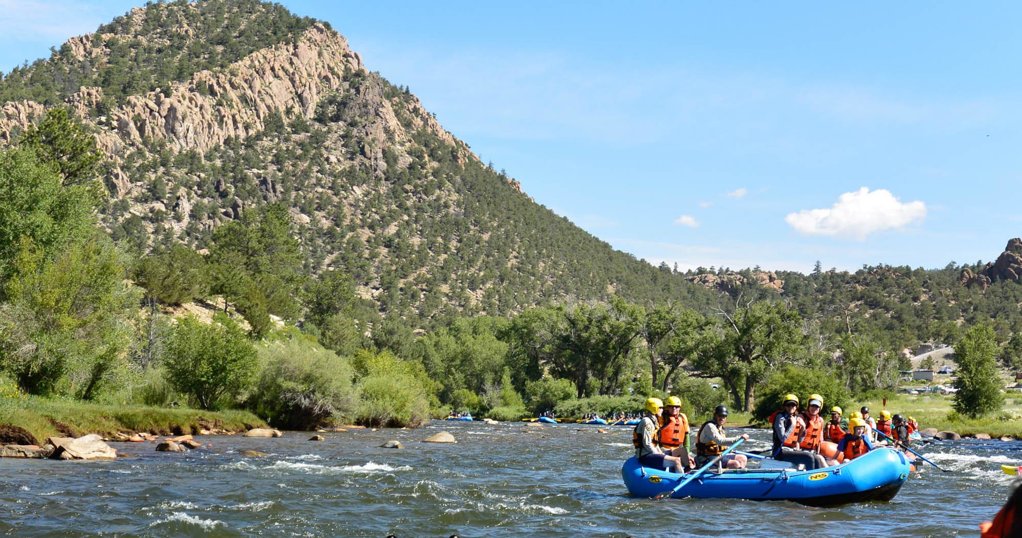 Collegiate Peaks Rafting team
