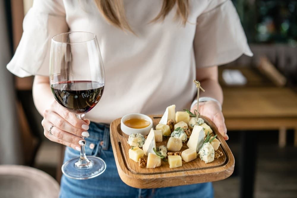 Private Navigli Food & Drinks Tour — Taste Milan’s Canal-Side Classics