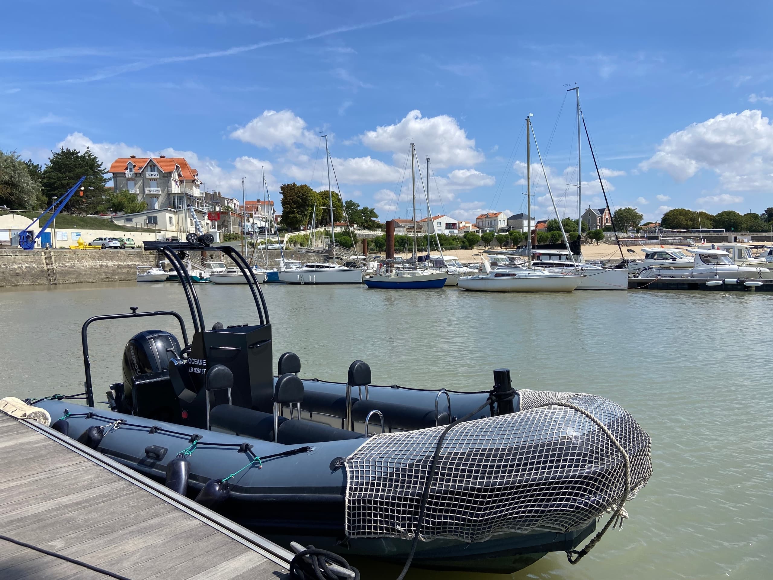 Water-Activities: Fort Boyard Speed Boat Adventure with Boyard Croisière