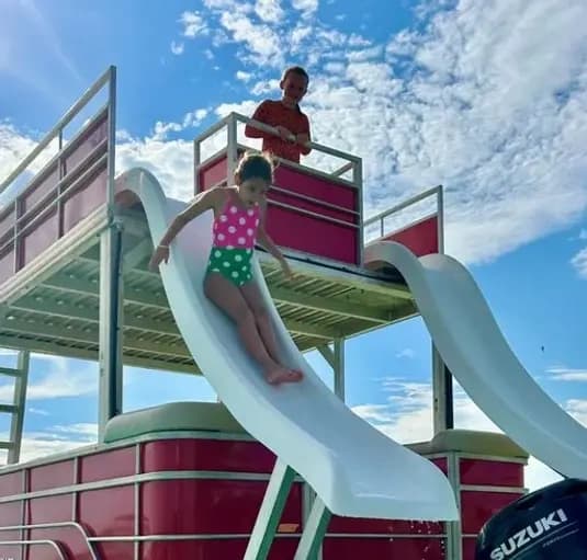 Luxury Pontoon Fun: Surf N Pontoons on the Emerald Coast