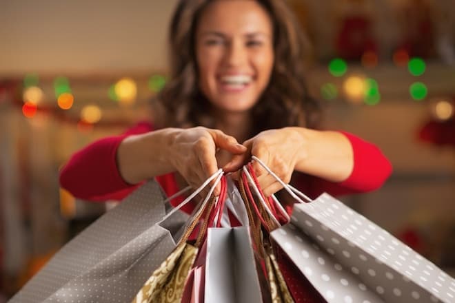 Explore St. Augustine’s Holiday Sip & Shop Event: Festive Shopping and Wine Tasting in the Historic District