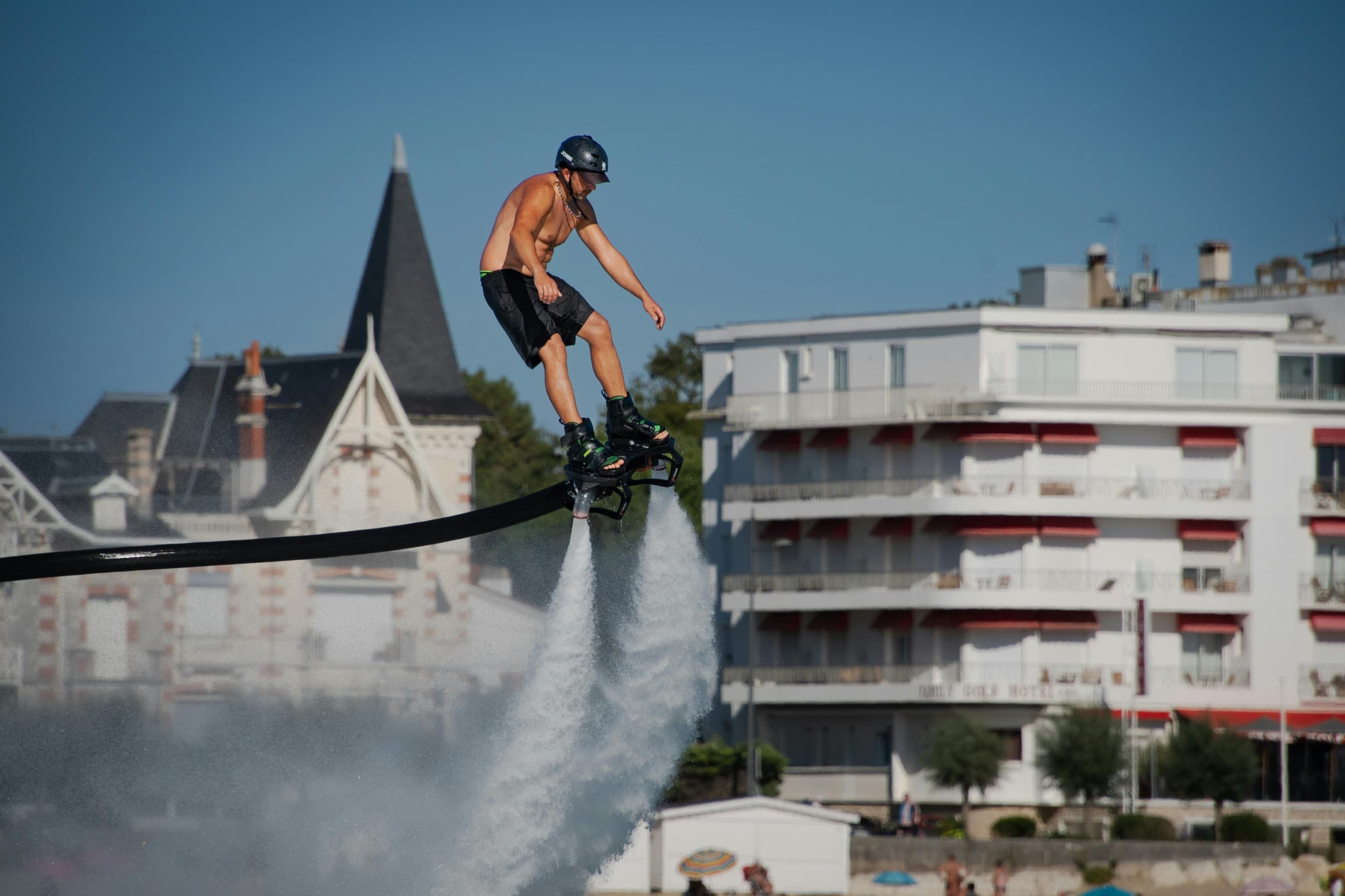 Soar Over Biscayne Bay: 20-Minute Private Flyboard Sessions in Miami