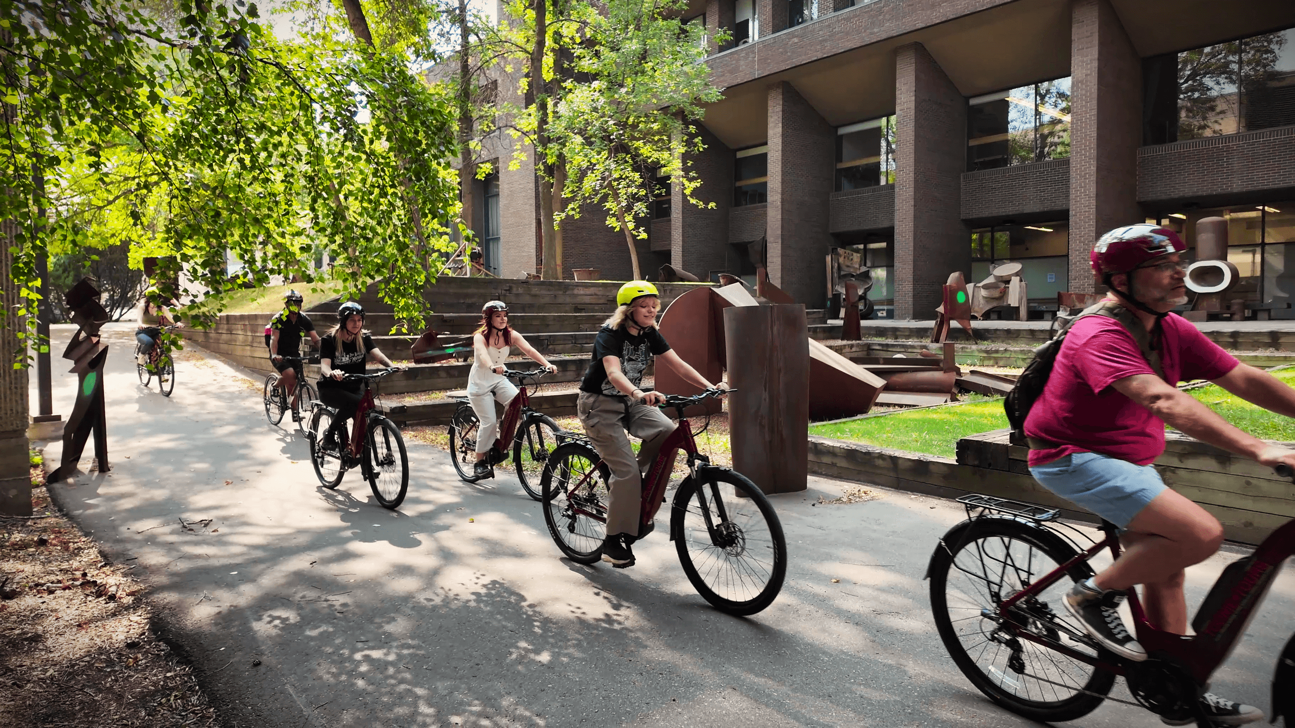 Medicine Hat City Bike Tour: 3-Hour Guided River Valley & Mural Ride photo 1