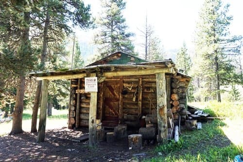 Rustic Camping & Wilderness Retreat in South Chilcotins