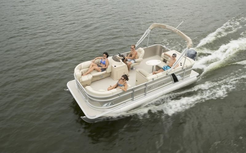 Bigfork Montana Boat Rentals: Starcraft Tritoon Adventures
