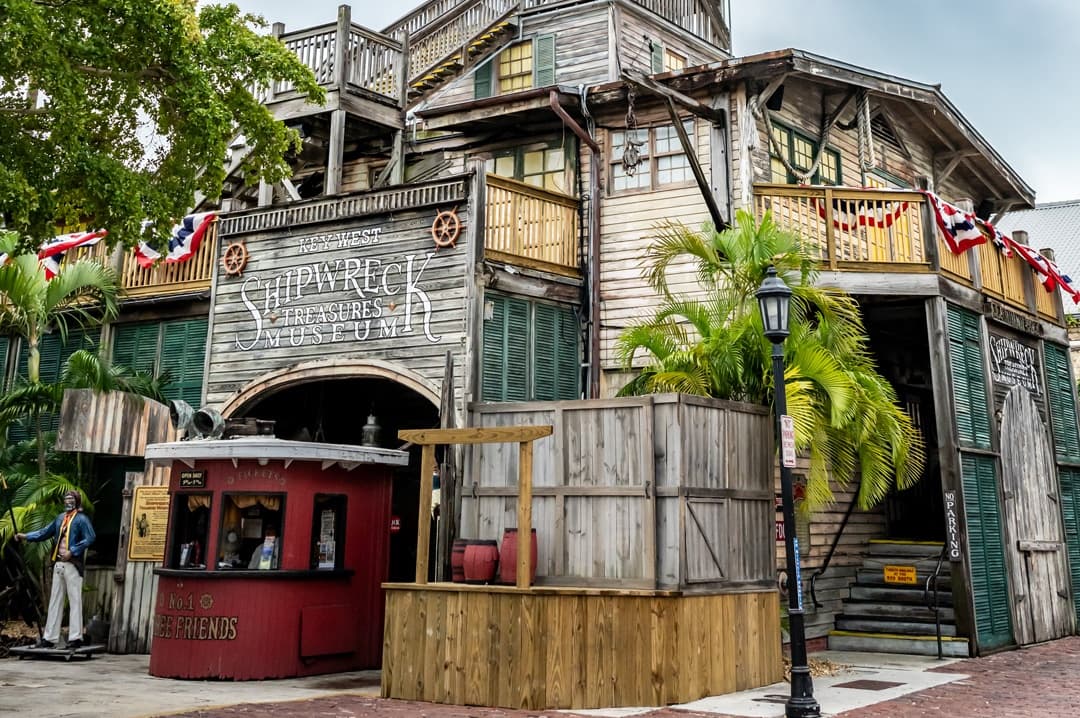 Southernmost Beach Resort: A Key West Oceanfront Escape photo 2