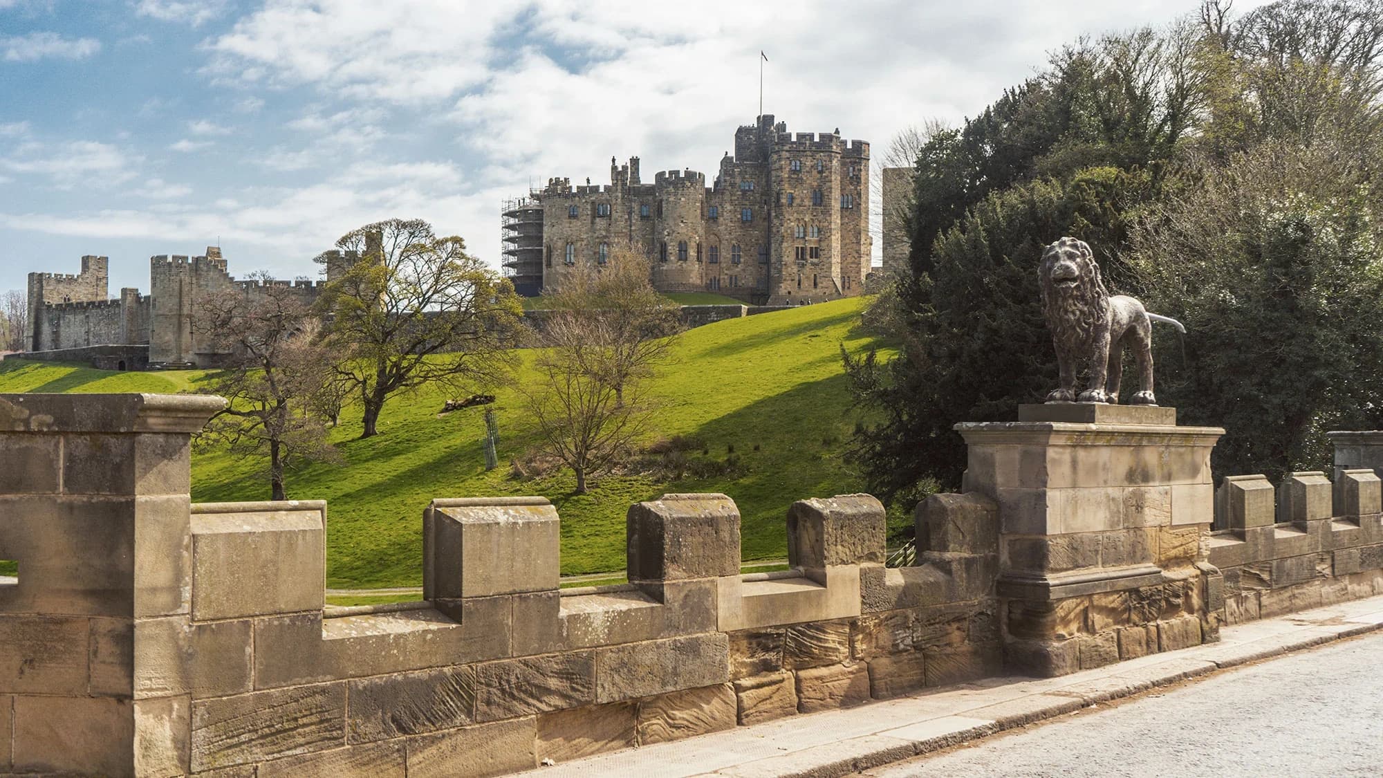 Castle Tours & History Adventures in Northumberland