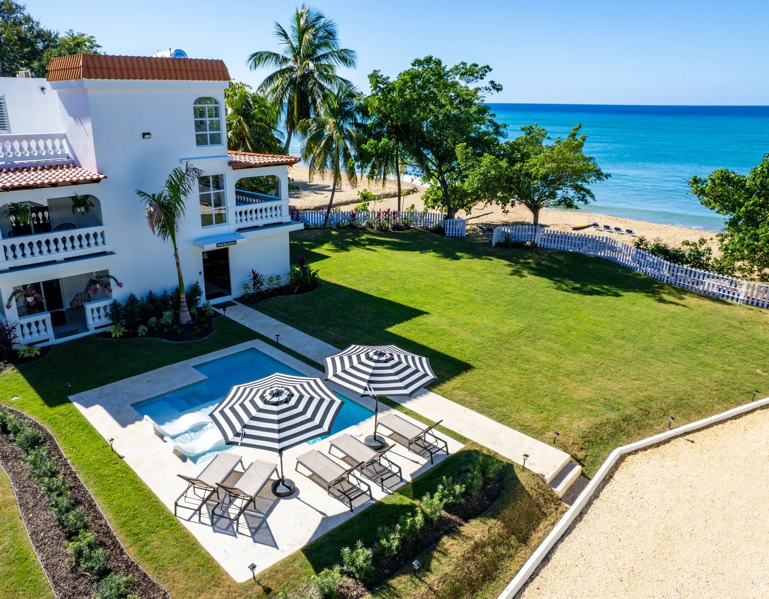 Discover Rincon: A Luxury Stand Up Paddle Retreat in Puerto Rico’s Coastal Paradise