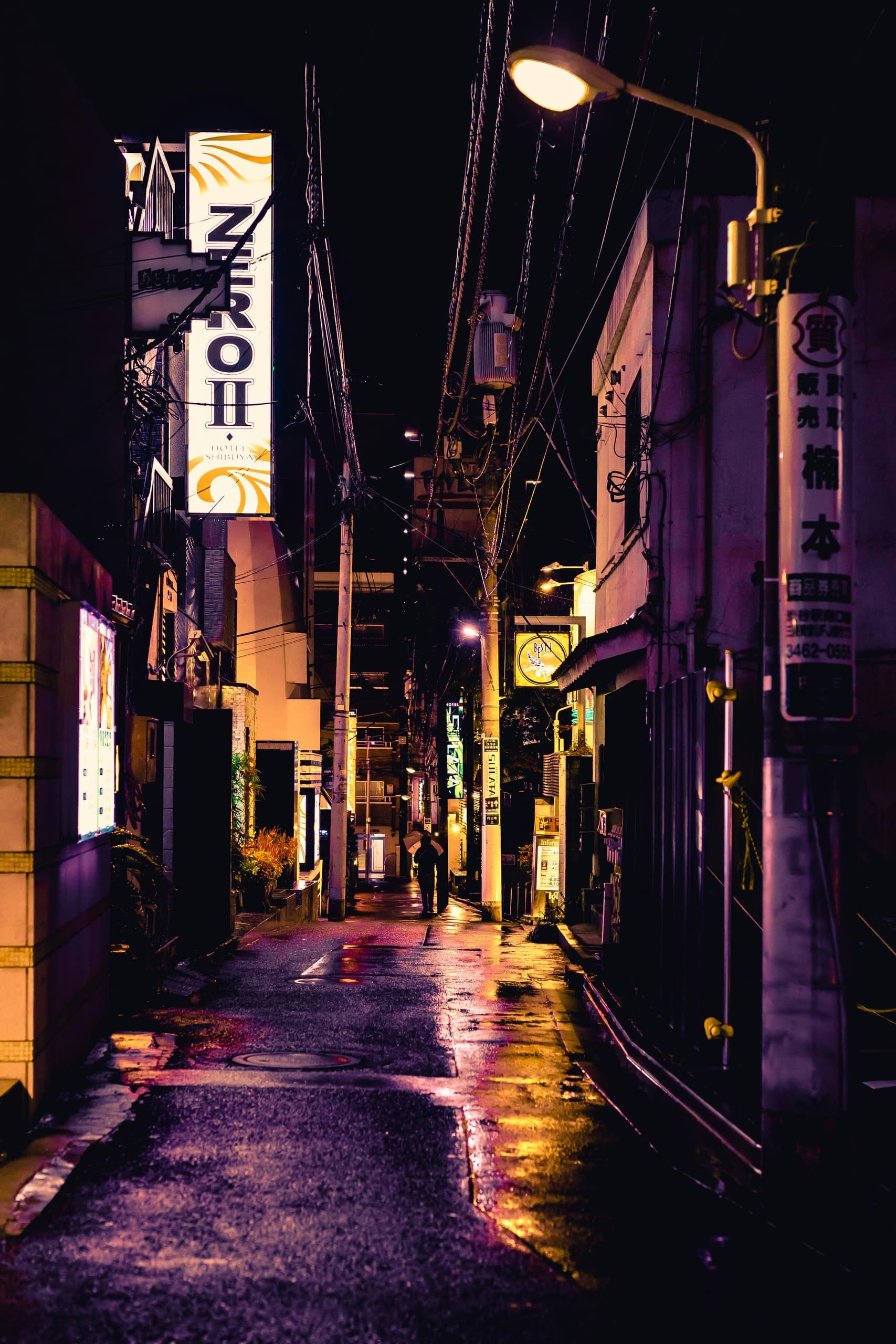 Neon Portraits Under Kabukicho Gate: Private Shinjuku Photoshoot photo 1