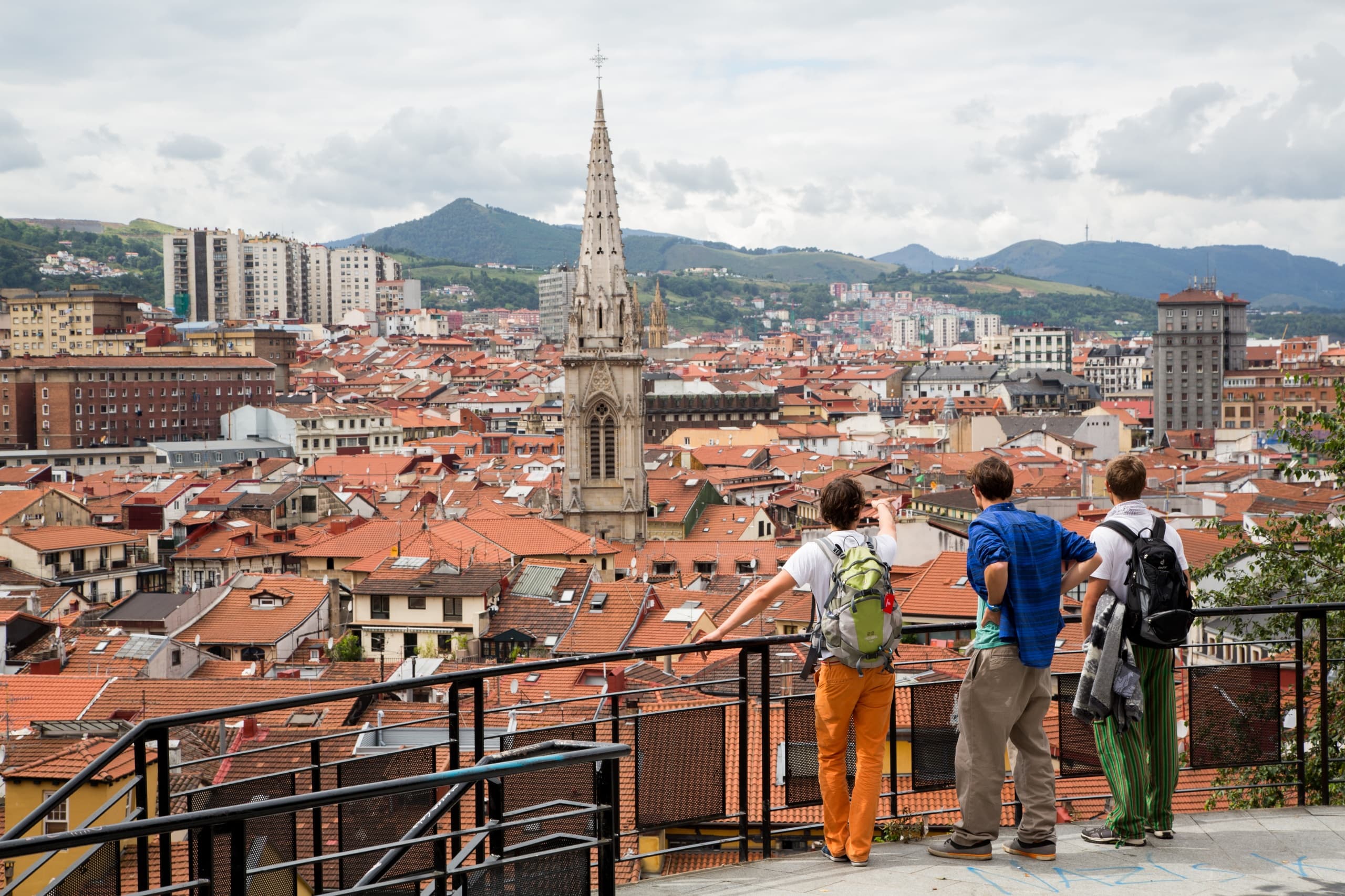 Historic Walking Tour in Bilbao with Local Experts Tours