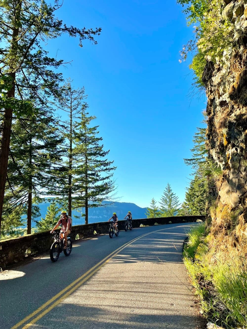 Full Day Ebike Waterfall Tour at Multnomah Falls by Ebike Multnomah Falls