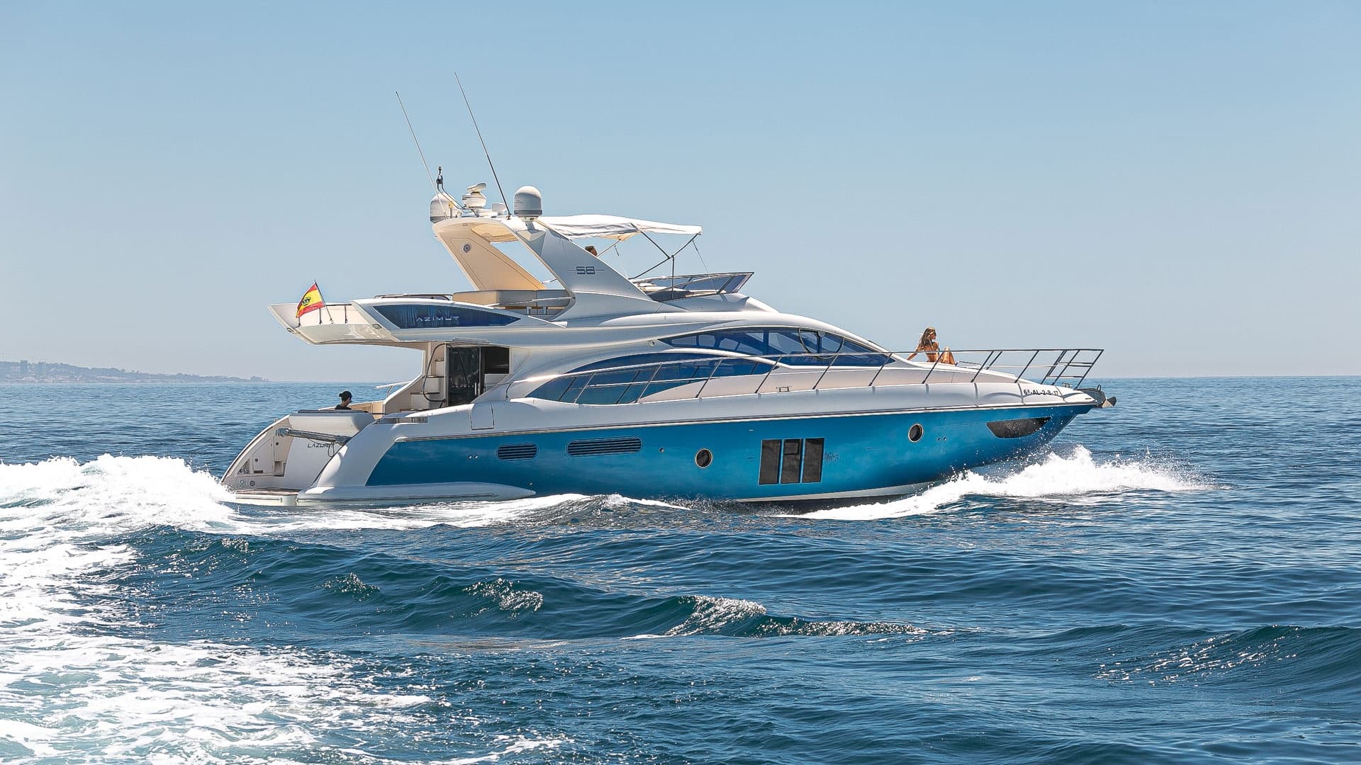 Luxury Yacht Charter in Marbella with Azimut 58 Fly