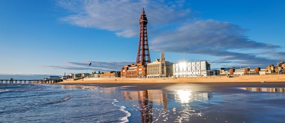 Blackpool Day Trip from Machynlleth — Family Seaside Excursion