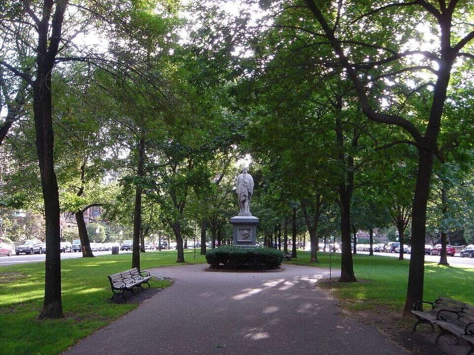 Explore Historic Commonwealth Ave in Boston's Back Bay