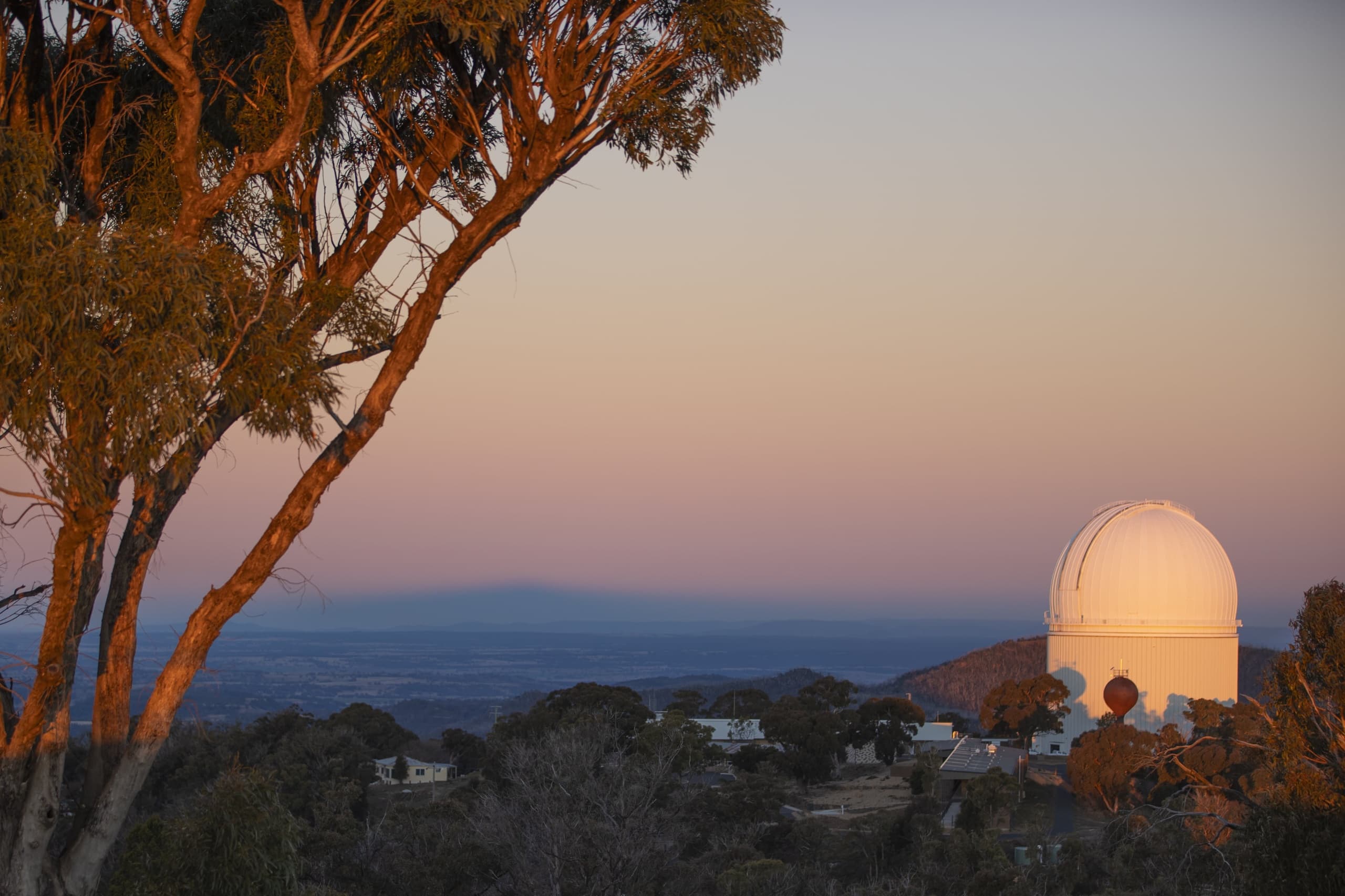 Astronomy Tour at Siding Spring Observatory from Coonabarabran