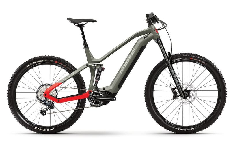 Electric Mountain Biking with Noulimits in Sant Just Desvern