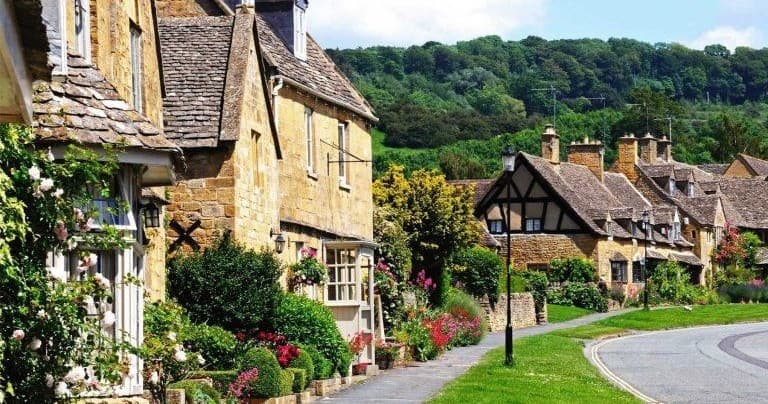 Private Cotswolds Tour with London Country Tours