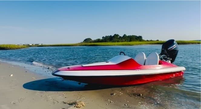 Private Mini-Boat Charters in Carolina Beach: Custom Coastal Events
