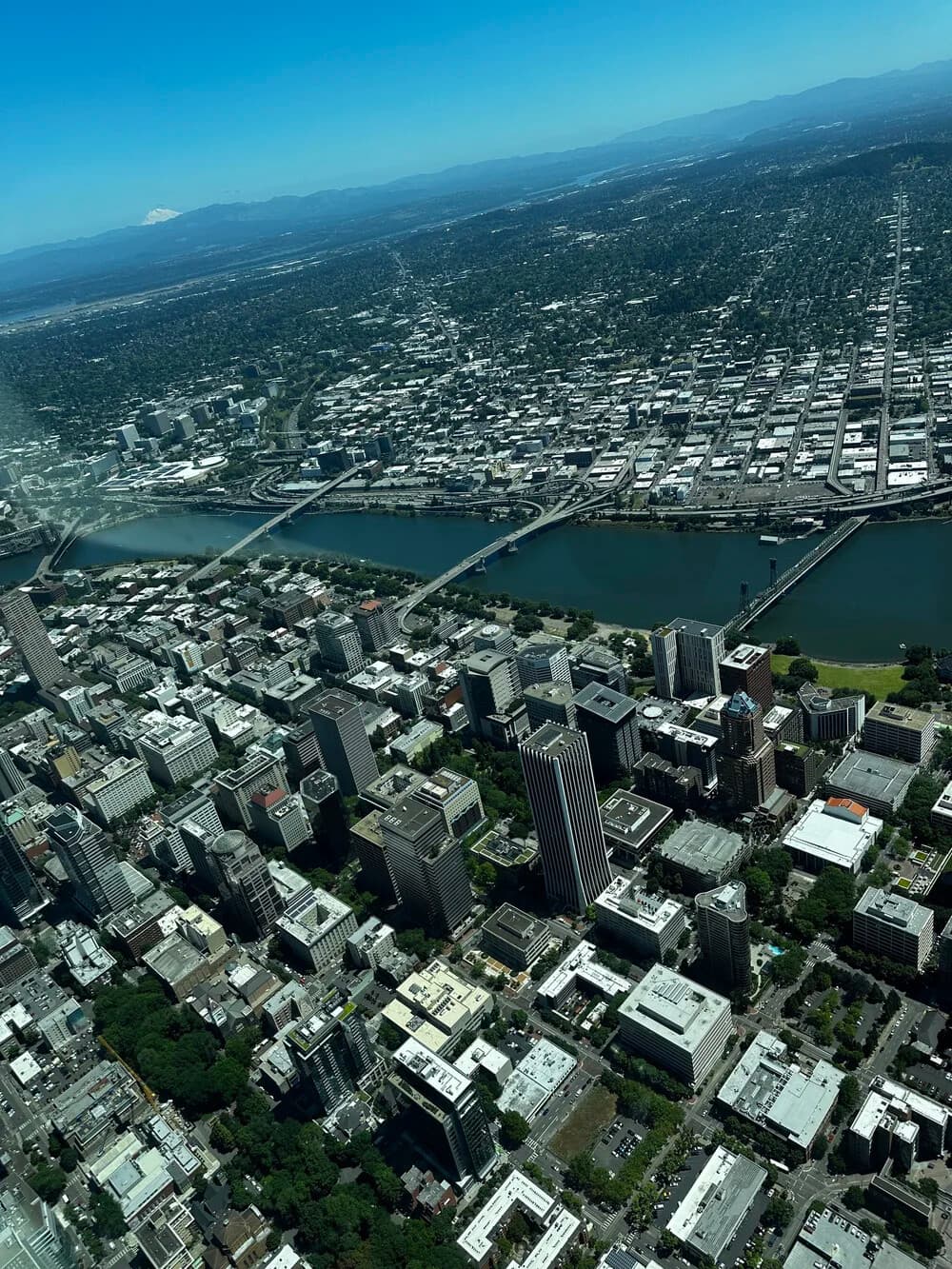 Portland and Vancouver Air Tour: 45-Minute Cessna Skyline Flight photo 1