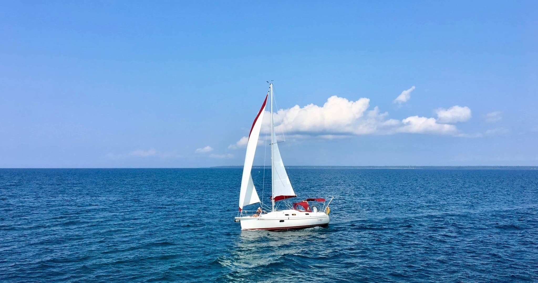 7-Day Bareboat Charter from Duncan Bay: Sail Mackinac & the Les Cheneaux Islands