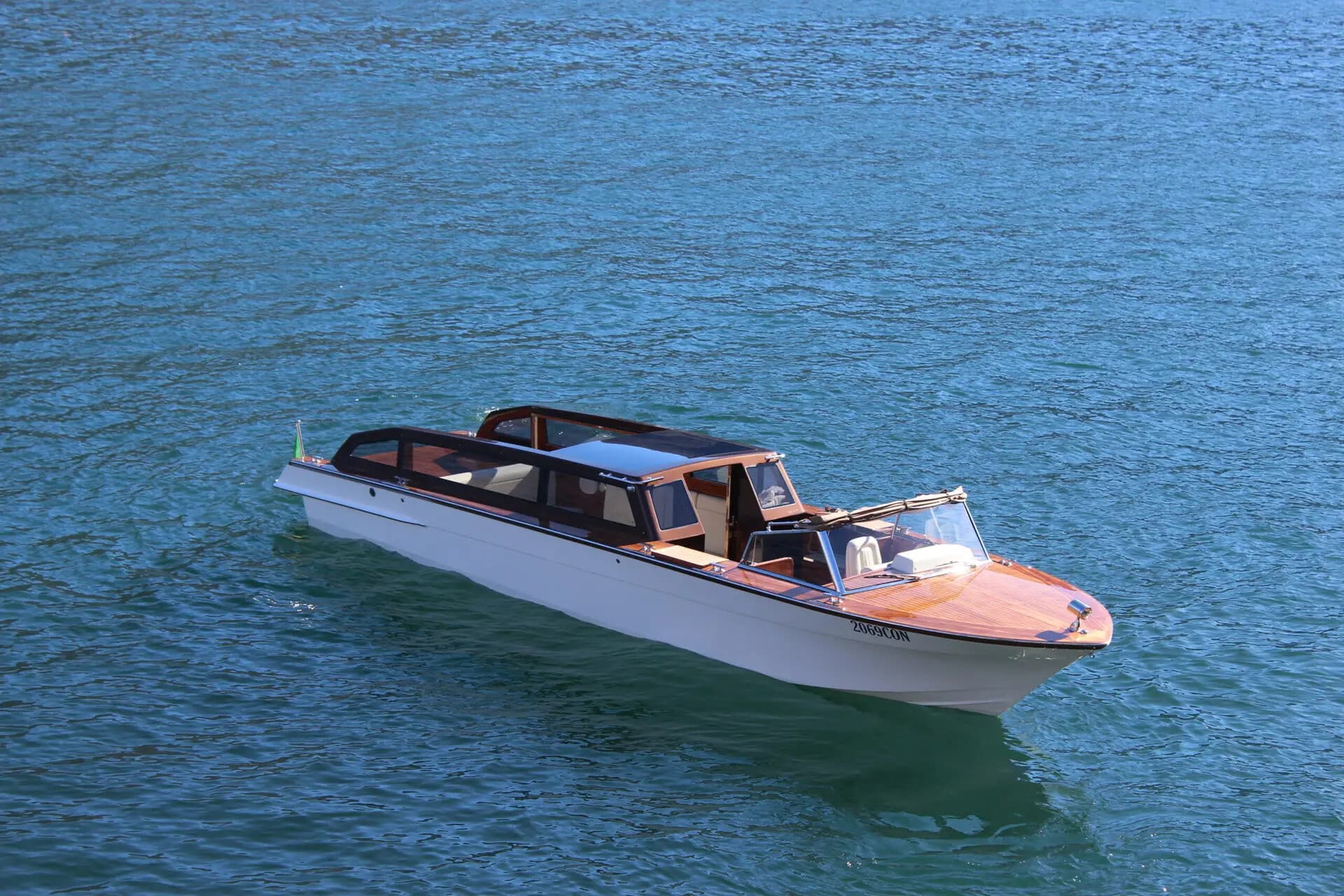 Take the Helm on Lake Como: Self-Drive Boat Rental from Moltrasio photo 1