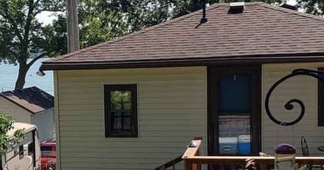 Cabin 10: Simple Lakeside Stays and Great Fishing on Roberds Lake