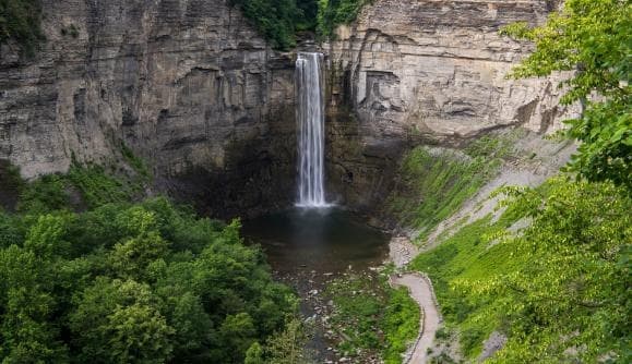 Lake & Land Tour with Discover Cayuga Lake in Ithaca