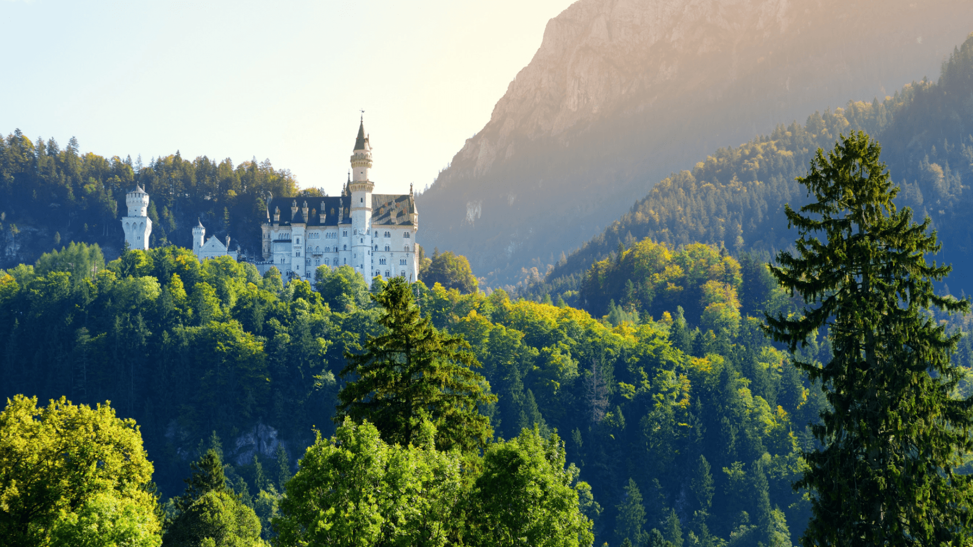 Explore Neuschwanstein Castle with Skip-the-Line Tickets: Maximize Your Bavarian Adventure