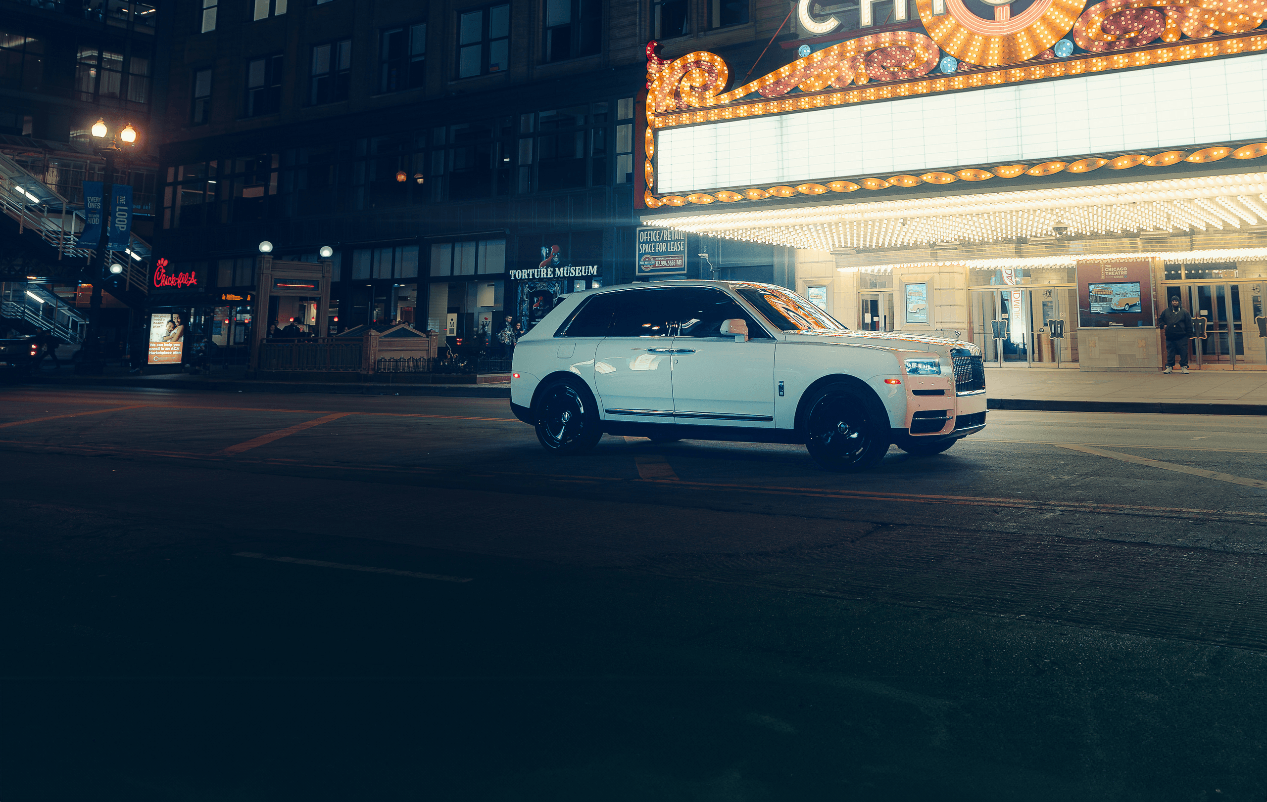 Luxury Car Tours with DS Luxury in Chicago
